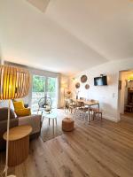 fior di cala rossa - B&B Lecci