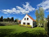 Willa Basztowa 5 - Bed and Breakfast Pasym