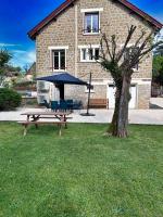 Grand Jardin Maison Spacieuse Idéale pour Famille - Chambres d’hôtes Larche