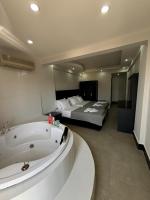 Apartment wıth jacuzzı and pool 10 mınutes from the DeadSea - B&B Fethiye