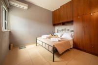 Apartamento de 1 Dormitorio con balcón y vistas a la ciudad