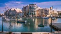 Apartamento con balcón