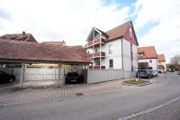 NAMASTÉ Homes - Ferienwohnung mit Balkon & Carport - B&B Bad Windsheim