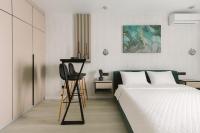 Квартира з панорамними вікнами на озеро - B&B Kyiv