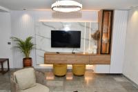 Luxurious Stella 2-bedroom Apartment with Pool - Chambres d’hôtes