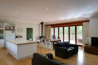 Norfolk Trails Forest Retreat By Meelup Reserve - B&B Dunsborough
