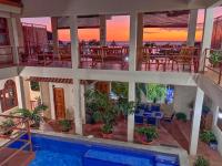 Ritz Empress - B&B