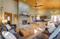 Hot Tub, Deck and Games Gatlinburg Mountain Cabin - B&B