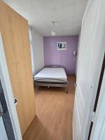 Appartement met 1 slaapkamer, balkon en uitzicht op de bergen.