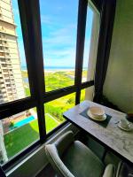 Cozy Studio for Small Families (Near Lift and Pool & City View)