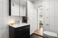 Modern 2 bedroom apartment in the heart of Tromsø - Chambres d'hôtes Tromsø