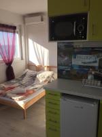 Apartamento de 1 dormitorio con vistas al lago