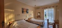 K SANTIS STUDIOS - Bed and Breakfast Pefki