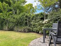 Kapitänshaus FeWo 3 - B&B Cuxhaven