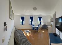 Apartment mit 1 Schlafzimmer, Meerblick und Terrasse