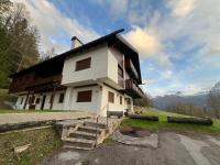 Appartamento con 3 Camere da Letto