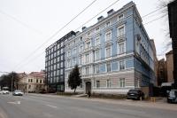 Bright & Modern Apartment in Historic Raina Blvd Building I Near Park & Old Town - Chambres d'hôtes Riga