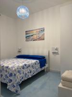 Doppelzimmer mit Balkon und Meerblick