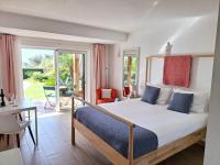 Standard Double Suite