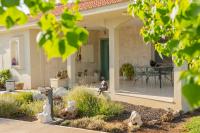 Bar Hadas Rose Farm - B&B