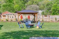Walk to River and Trails Cozy Damascus Cottage! - B&B Damascus