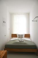 NOOK x Salon - Gallery-Apartment in Friedrichshain - Bed and Breakfast