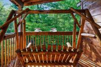 Hot Tub Cabin Smokies Near Dollywood - Chambres d’hôtes Sevierville
