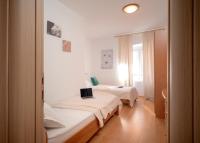 T&T - ZF Hvar - B&B Lesina