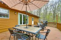 half Mi to Boat Ramp Lake Wallenpaupack Retreat! - B&B Lakeville