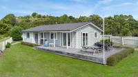 WaveSong Cottage - Your Escape by the Sea - Bed and Breakfast Parapara