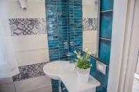 Deluxe Double Room with Balcony and Sea View