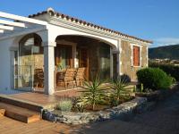 Villa Allegria, romantic luxury 300m from the beach, heated pool, firepit and sauna - Chambres d'hôtes Tanaunella