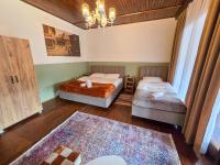Triple Room with Terrace
