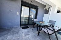 Crystal 1 Apartment Ofrinio - Chambres d'hôtes Ofrínion