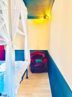 Private Modern 2 Bedroom Home with Lounge and Kitchen - Ferienwohnung Rochdale