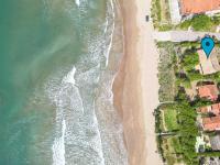 Salty Noses Beach House Paradise Perfect for Families - Chambres d'hôtes Pýrgos