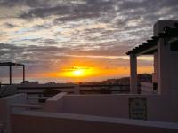 Ocean Retreat with Terrace and Tennis - Bed and Breakfast Adeje