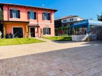 Airport Flower Rooms - B&B Ronchi dei Legionari