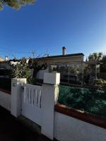 Maison T4 plain pied climatisée avec une belle terrasse ombragée 6AVR44 - Chambres d'hôtes Canet-en-Roussillon