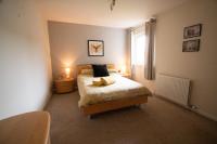 NEW Aberdeen Holiday Apartment - Entire Use - B&B