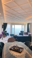 Apartment mit 2 Schlafzimmern und Meerblick
