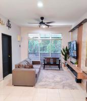 Homestay Naaila, Alor Gajah - B&B