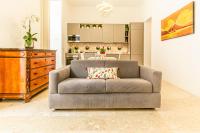 "L'Orchidea al Museo" accogliente appartamento in centro - B&B Napoli