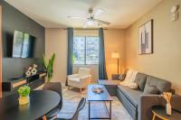 Spacious 2BR Uptown Biltmore Gym Pool Parking WD - Bed and Breakfast Phoenix