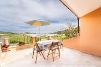 Casa Daniela, Vista Mare Sea View - B&B Chia