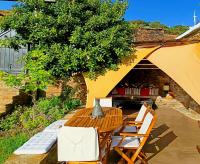 Kalliberry Cycladic Stone House Elissavet with private pool, nice view and fantastic sunsets - Chambres d'hôtes Gávrio