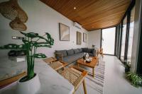 Shanti Vilas Pererenan 02 - B&B Mengwi