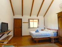 The Farmhouse 4 - Shared Bathroom
