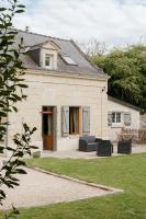 Gîte Les Caves aux Fièvres - Maison avec jardin près de Chinon - B&B