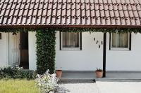 Holiday Home Casa Rondo - B&B Bihać